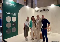 Cosentino was present in Rotterdam for the first time and that was very well received. From left to right: Maud Vogelaar, visitor Marie-Gon, Kim de Vaal, and Floris Driessen.