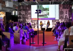 During M&O, many 'talks' took place, such as a conversation between Cristina Celestino, designer and founder of Studio Cristina Celestino & Attico Design Moderation, and Alice Stori Liechtenstein, design curator.