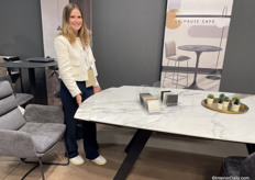 Victoire Dauviau Lambert of the French brand Akante shows the extendable dining tables they brought in Paris.