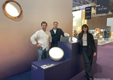 Moon by ADU is a Belgian brand with an object depicting the accurate state of the moon using geo localisation. Vadim Popowsky, Daniël Hendrickx and Fiona Iannaccone showed us the design piece. Fun fact: ADU actually stands for a deeper understanding.