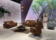 himolla presented a totally new stand concept, furnished with the latest collections.